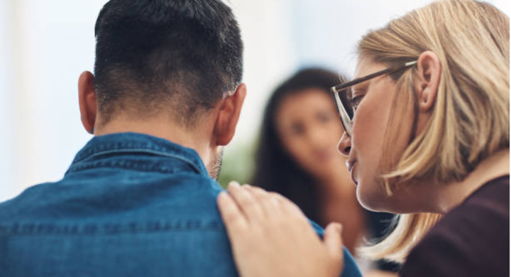 Découvrez les bienfaits de la voyance par téléphone pour résoudre vos problèmes affectifs et amoureux